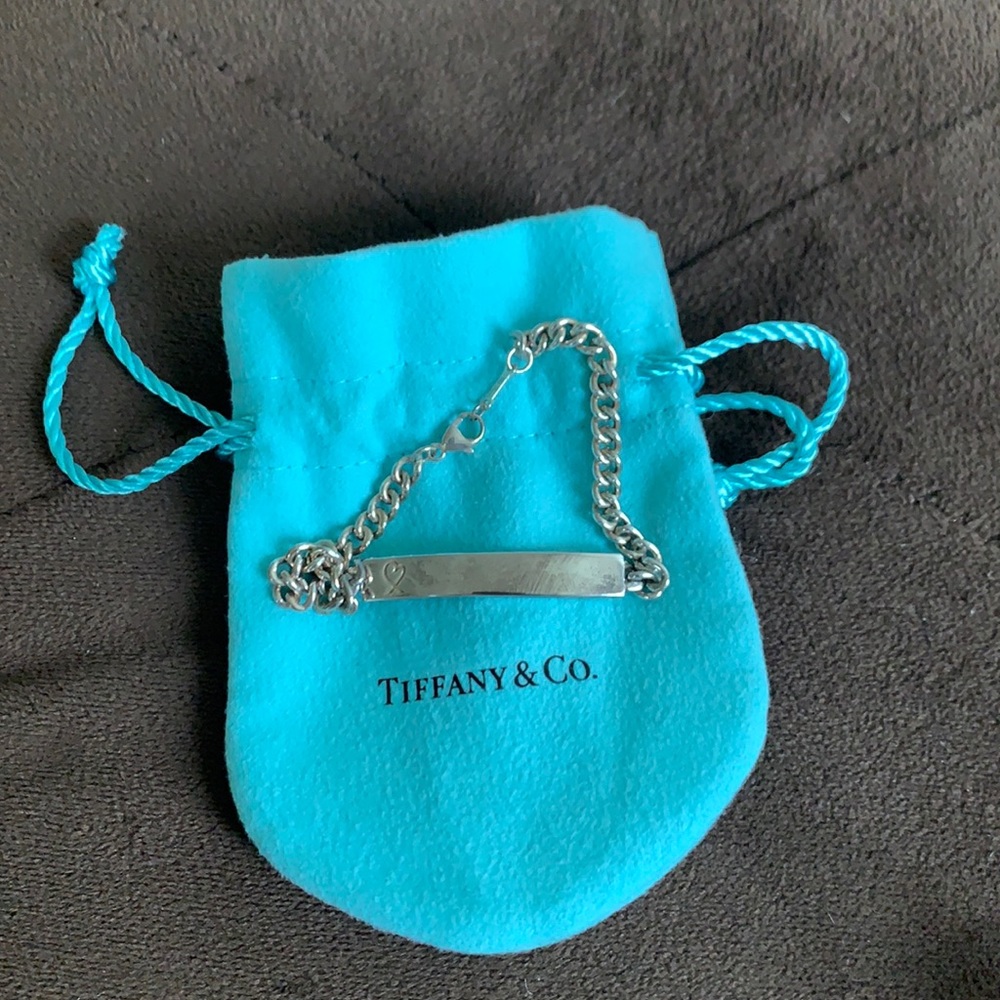 Authentic Tiffany and Co Paloma. Picasso bracelet